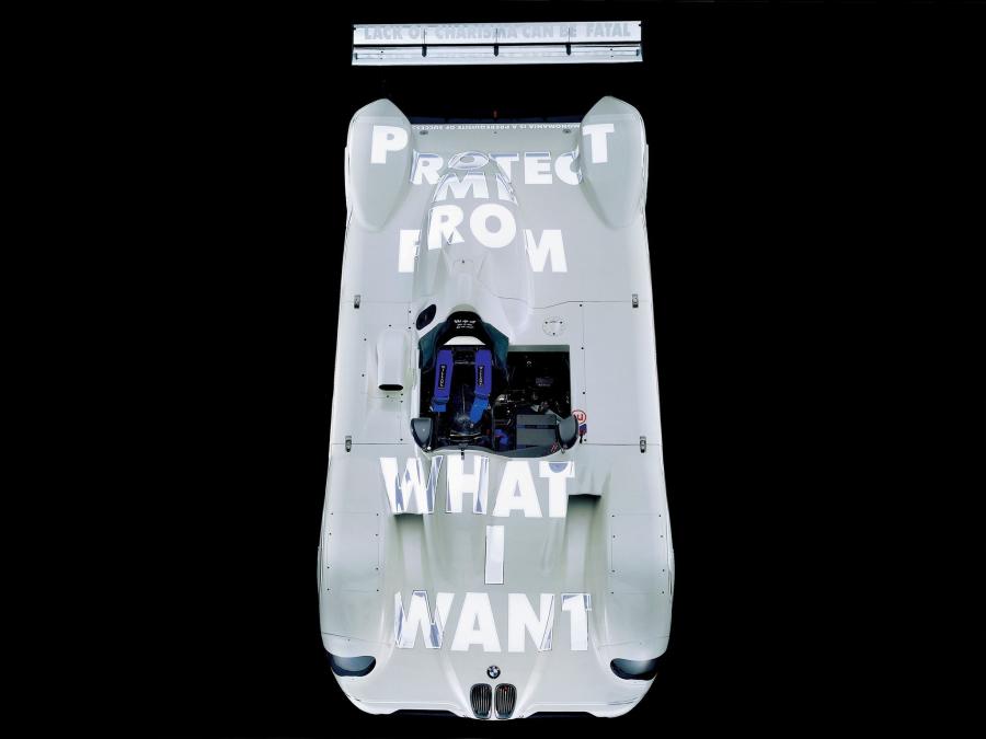  BMW V12 LMR Art Car by Jenny Holzer 1999 года  (фото 2 из 27)
